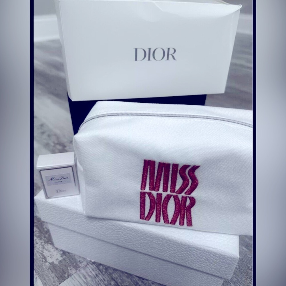 NEW DIOR Miss Dior White/Red Makeup Bag Cosmetic Pouch with box.